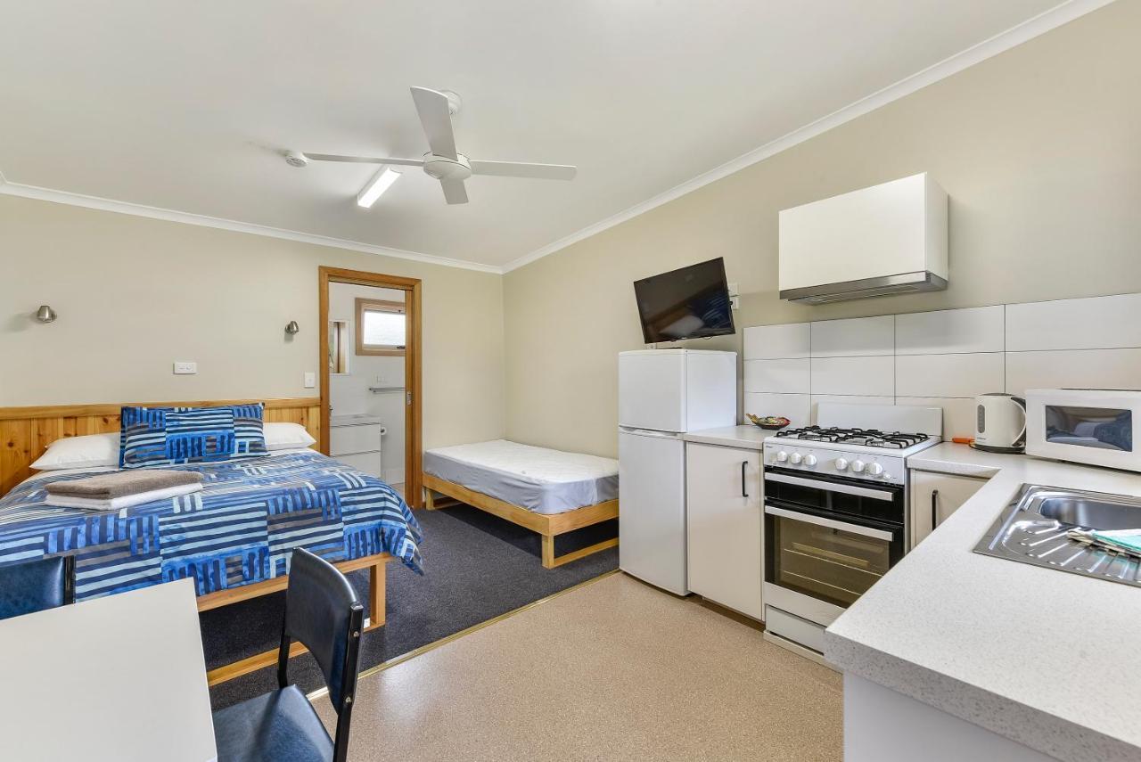 Millicent Hillview Caravan Park Экстерьер фото