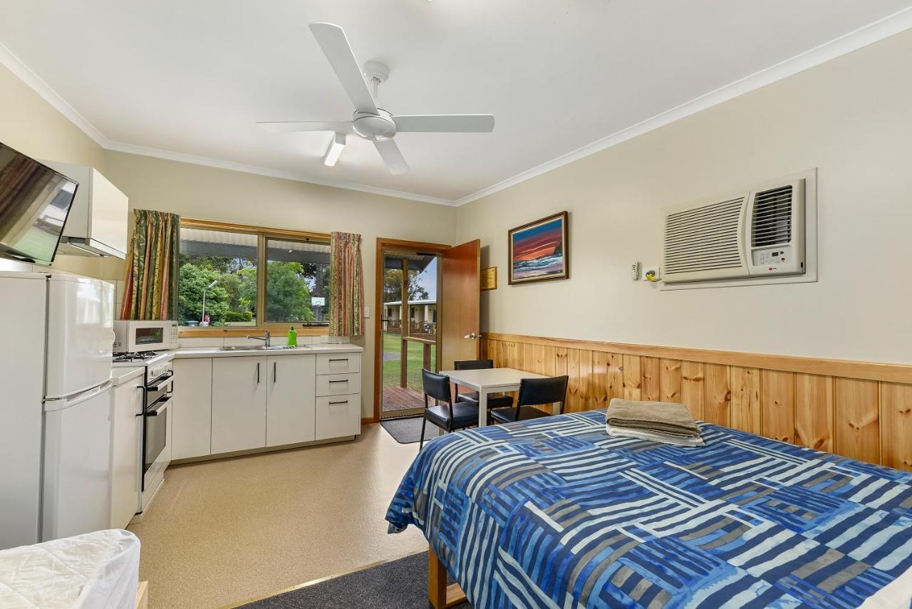 Millicent Hillview Caravan Park Экстерьер фото