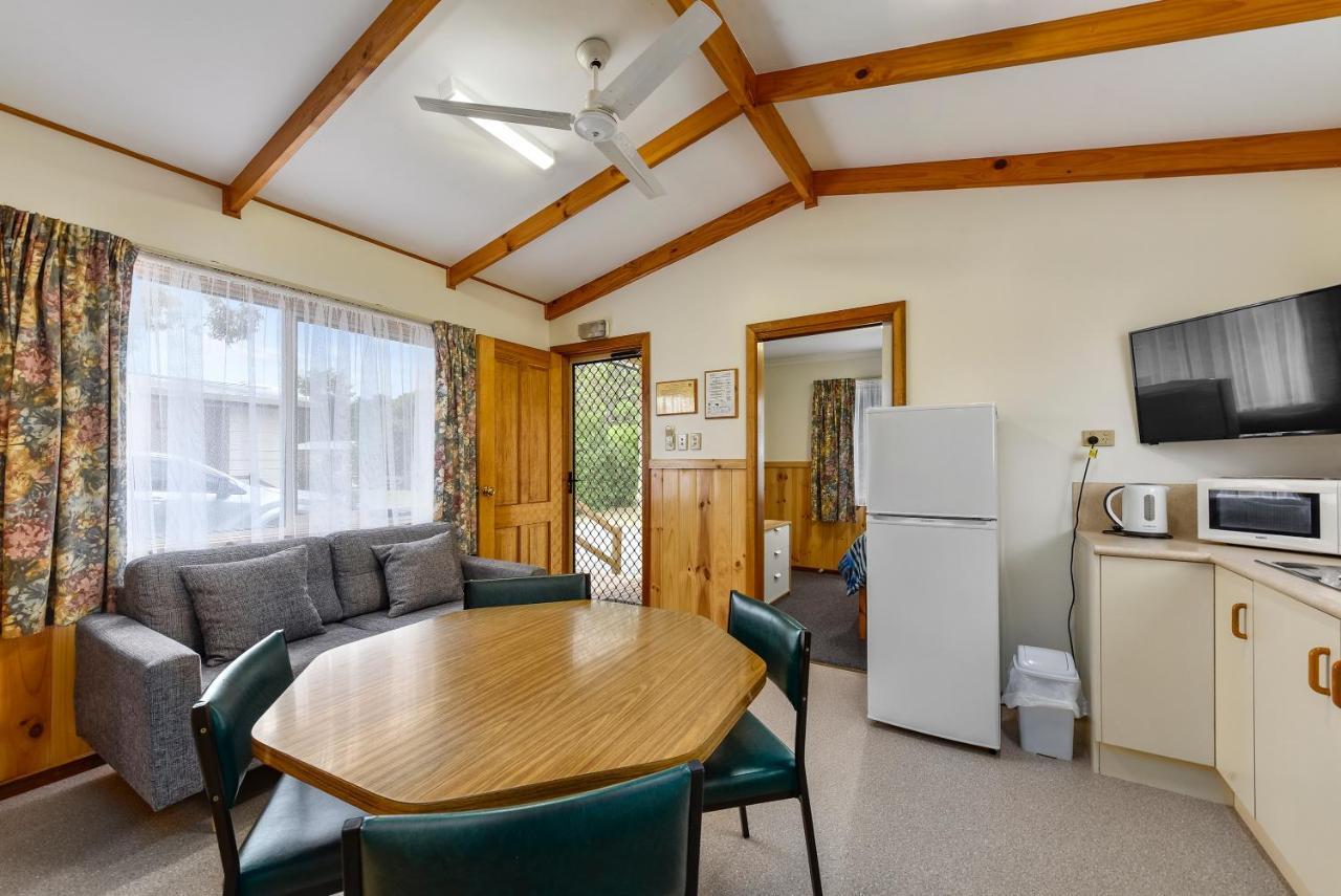 Millicent Hillview Caravan Park Экстерьер фото