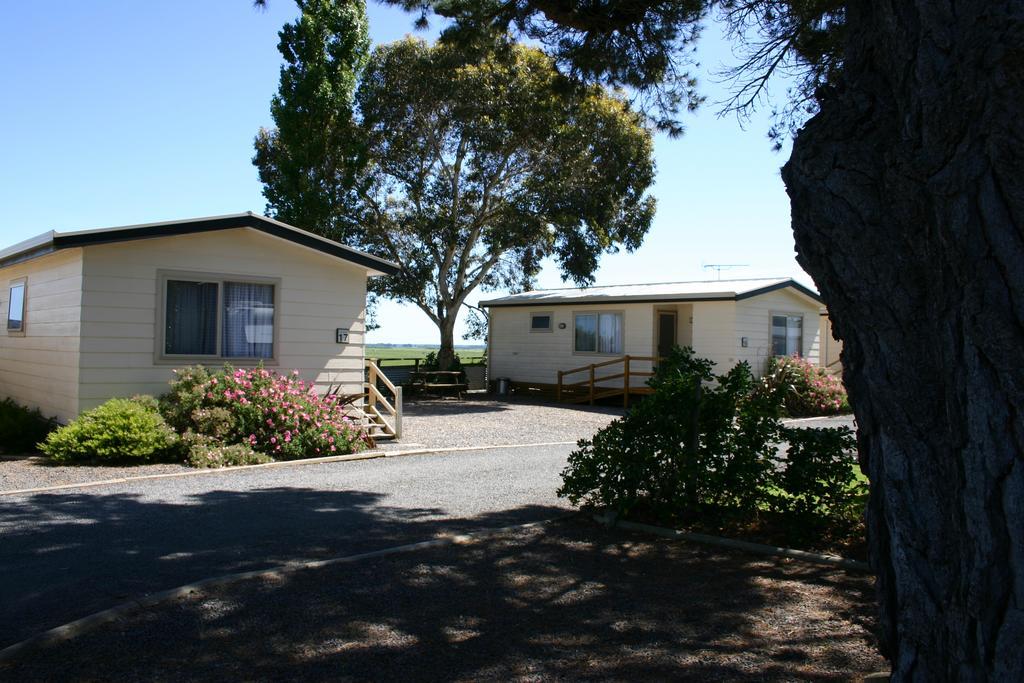 Millicent Hillview Caravan Park Экстерьер фото