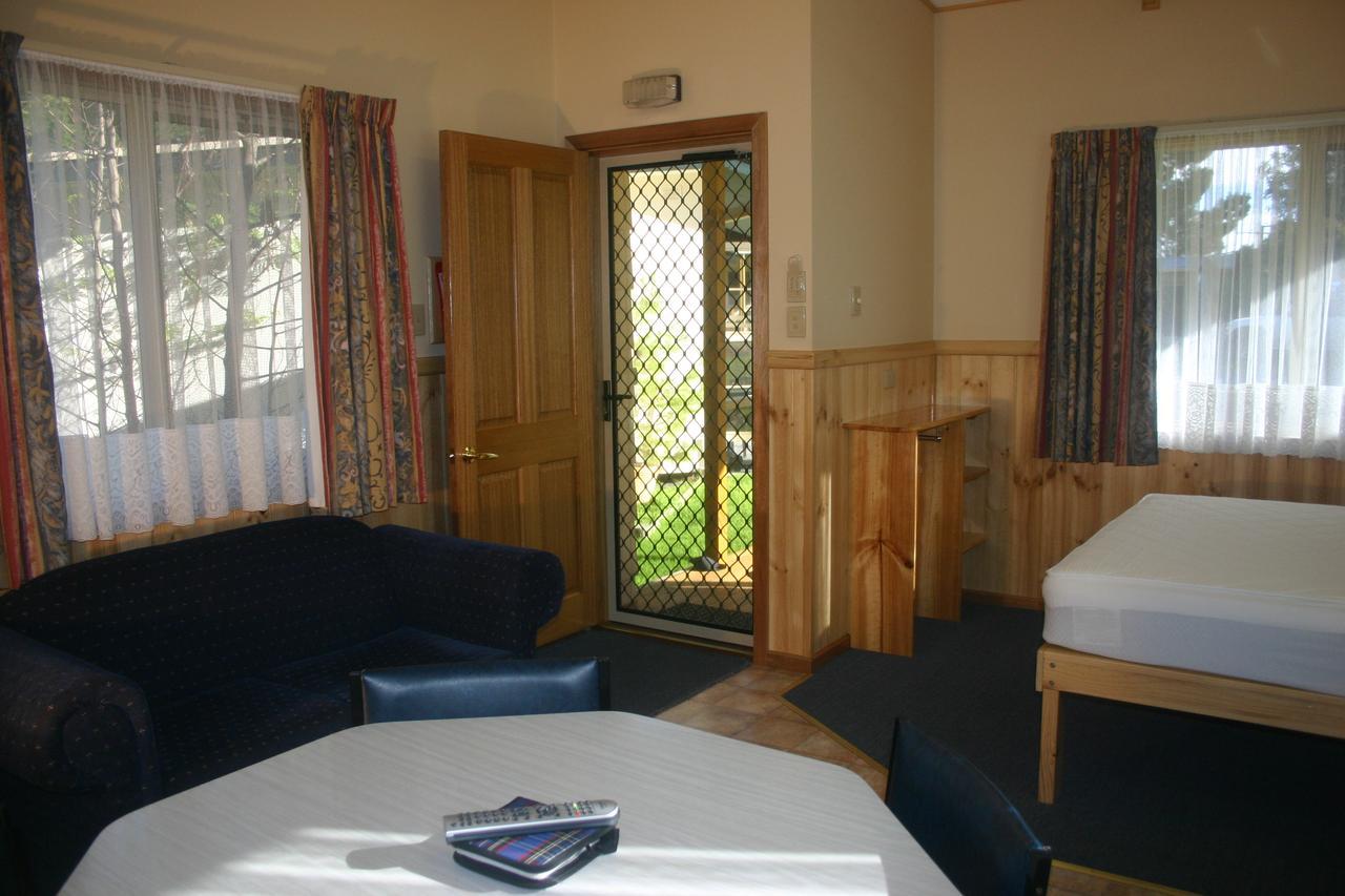 Millicent Hillview Caravan Park Экстерьер фото